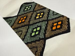 絞り襷に菱模様開き名古屋帯（額縁仕立て）